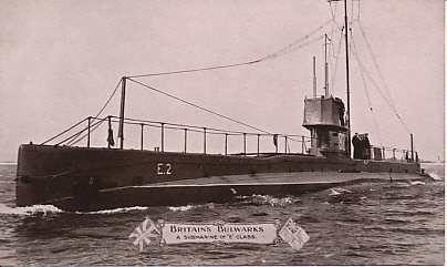 British submarine E.2, a submarine of the E class. The submarine had two voyages in the Sea of Marmora during the Gallipoli campaign, the first from August 12 to September 14, 1915, the second from December 9, 1915 to January 3, 1916.
Text:
Britain's Bulwarks
A submarine of 'E' class
Reverse:
A submarine of 'E' class
Great Britain has seventy-five submarines (more, possibly). There are eight 'F.s'; one 'S.' Fiat S.G. type; eleven 'E.s'; seven 'D.s'; one other 'D'; eight 'C.s'; twelve other 'C.s'; one other 'D'; seven other 'C.s', ten other 'C.s'; ten 'B.s'; and eight 'A.s.' These craft date from 1904 to 1913. The 'F' class have a maximum surface speed of 20 knots and a submerged speed of 12 knots. The importance of the submarine in modern naval warfare is, of course, obvious.
Valentine's Series