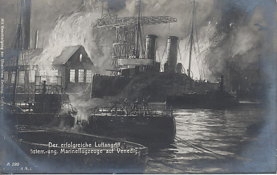 A successful air attack on Venice by Austro-Hungarian naval aircraft. The back has a message datelined Wilhelmshaven, November 15, 1915(?).
Text:
Der erfolgreiche Luftangriff österr.-ung. 
Marineflugzeuge auf Venedig
The successful air raid by Austro-Hungarian.
Marine aircraft on Venice
Reverse:
Cancelled on the Steamer Cöln(?)
Message datelined Wilhelmshaven, November 15, 1915(?)