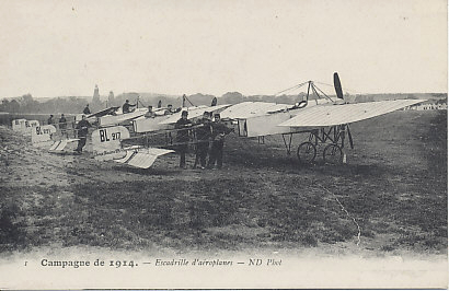 Squadron of French Blériot two-seater planes including BL217, 221, and 222. Blériots continued to be used as training planes into at least 1916.
Text:
Campagne de 1914. — Escadrille d'aéroplanes — N D Phot